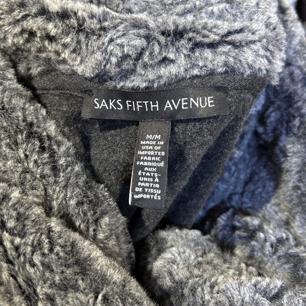Saks Fifth Avenue womens poncho cape plush faux fur cowl neck relaxed flowy sz M - Picture 6 of 11